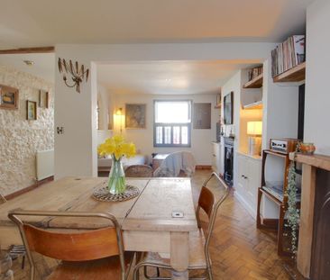 2 Bedroom - Photo 1