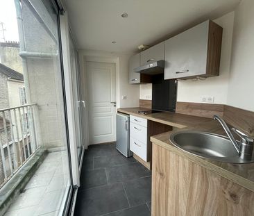 Location Appartement 2 pièces 44m² - Photo 2