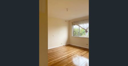 Tranquil Court Location! - Photo 4