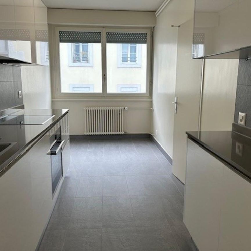 Appartement traversant de 4.5 pièces situé au 3ème étage. - Photo 1