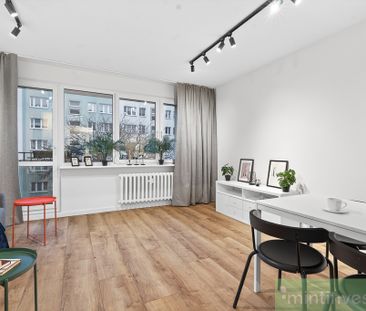 Jasne mieszkanie w świetnej lokalizacji - od zaraz - Photo 5