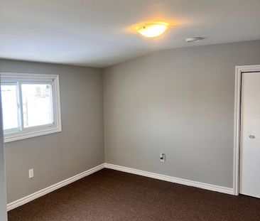 For Lease - 73 Oakwood Street, Port Colborne, Ontario - Photo 5