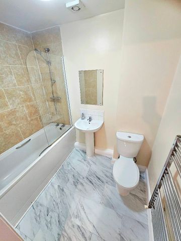 Marcliffe Drive, Levenshulme, Manchester, M19 - Photo 5