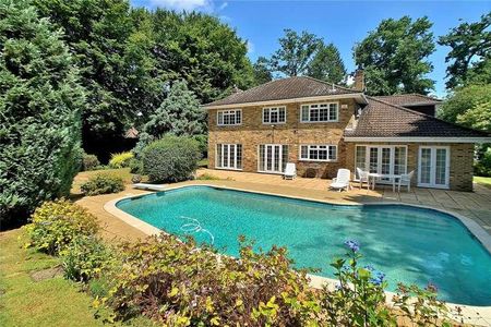 Old Avenue, West Byfleet, Surrey, KT14 - Photo 3