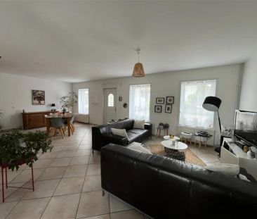 Location maison 4 pièces - 110.47m² à Cappelle-en-pévèle (59242) - Photo 4