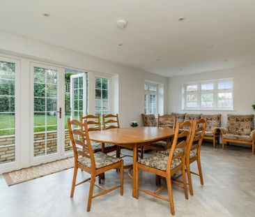5 bedroom bungalow to rent - Photo 4