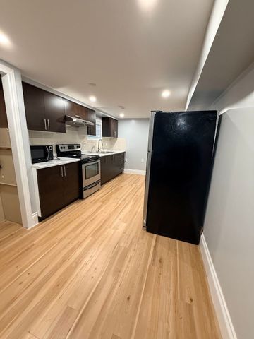 For Lease - 32 Jade Crescent, Brampton, Ontario - Photo 3