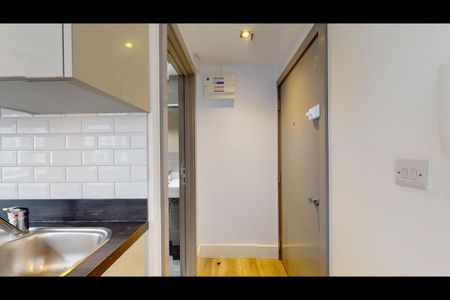 Studio Flat, Kilburn High Road, NW6 - Photo 3