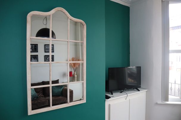 4 Bed Terraced House, Needham Road, L7 - Photo 1