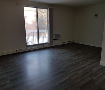 31 Centennial St, Regina - Photo 6