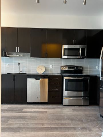 For Lease - 7167 Yonge Street Unit# 420, Markham, Ontario - Photo 3