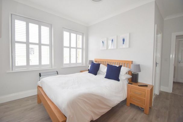 Peascod Street, Windsor, Berkshire,SL4 - Photo 1