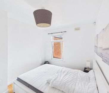 32 Carrington Street, Belfast, BT6 8GF - Photo 2