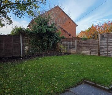 Holm Oak Road, Belmont - Photo 6