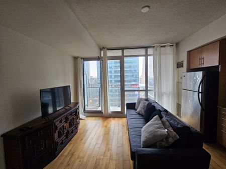 For Lease - 65 Bremner Boulevard Unit# 1303, Toronto, Ontario - Photo 5