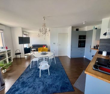 Location Appartement 2 pièces 59m² - Photo 1