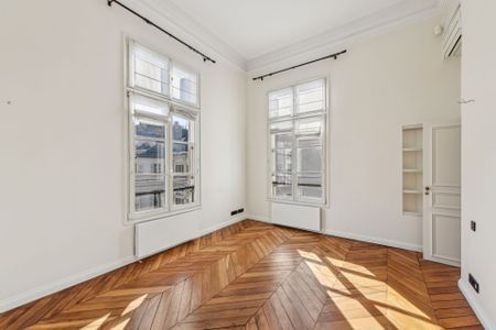 Location Appartement Paris 8 5 Pièces 155 m² - Photo 5