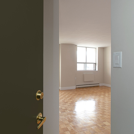 525 Avenue Eglinton Est - Bachelor - Photo 3