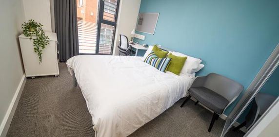 Student Apartment 2 bedroom, City Centre, Sheffield - Photo 2