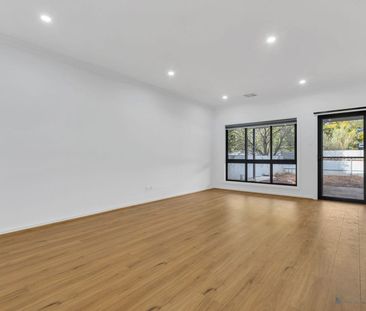 Modern Family Home Offering Comfort & Convenience - Photo 1