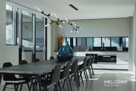 TWO BEDROOM, ONE BATHROOM AT ROYAL ELIZABETH - UNFURNISHED WITH WHITEGOODS - Photo 3