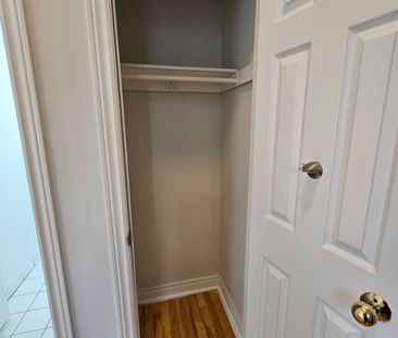 For Lease - 524 Yonge Street Unit# 300, Toronto, Ontario - Photo 4