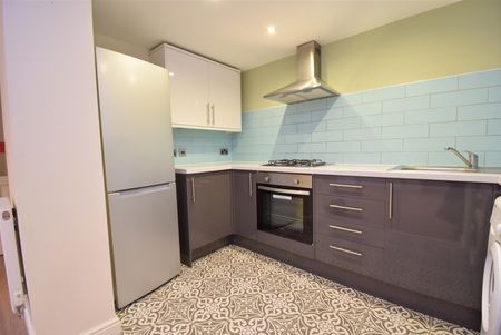 College Grove View, Wakefield - Photo 5