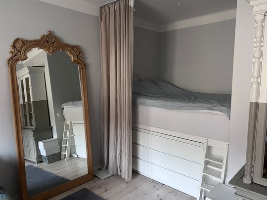 Ernst Ahlgrens väg, Stockholm - Photo 1