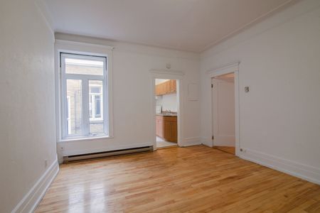 2045 Lambert-Closse - Photo 3