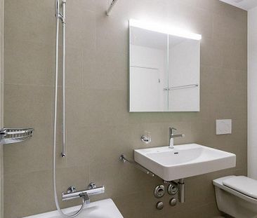 Moderne 2.5 Zi.-Whg. im naturnahen Fünfeck - Photo 6