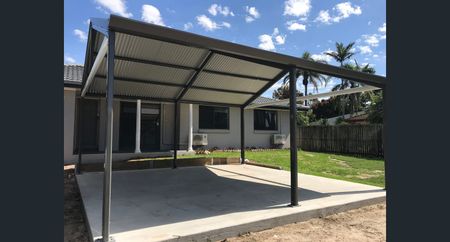 Spacious Capalaba Home - $550 Rent for the First 2 Months! - Photo 3