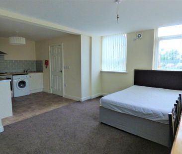 1 bedroom flat to rent - Photo 5