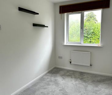 2 bedroom semi-detached house to rent - Photo 3