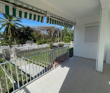 Location Appartement 2 pièces 53m² LE MOULE 97160 - Photo 6