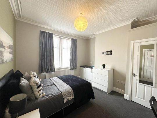 5 bedroom house share to rent - Photo 1