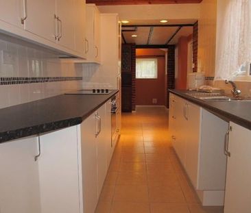 2 bedroom terraced house to rent - Photo 6