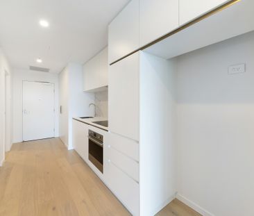 Brand New Living at "The Shard" - Modern Style and Ultimate Conveni... - Photo 1