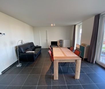 Appartement te huur in Aalter voor € 725 met 1 slaapkamer - Photo 2