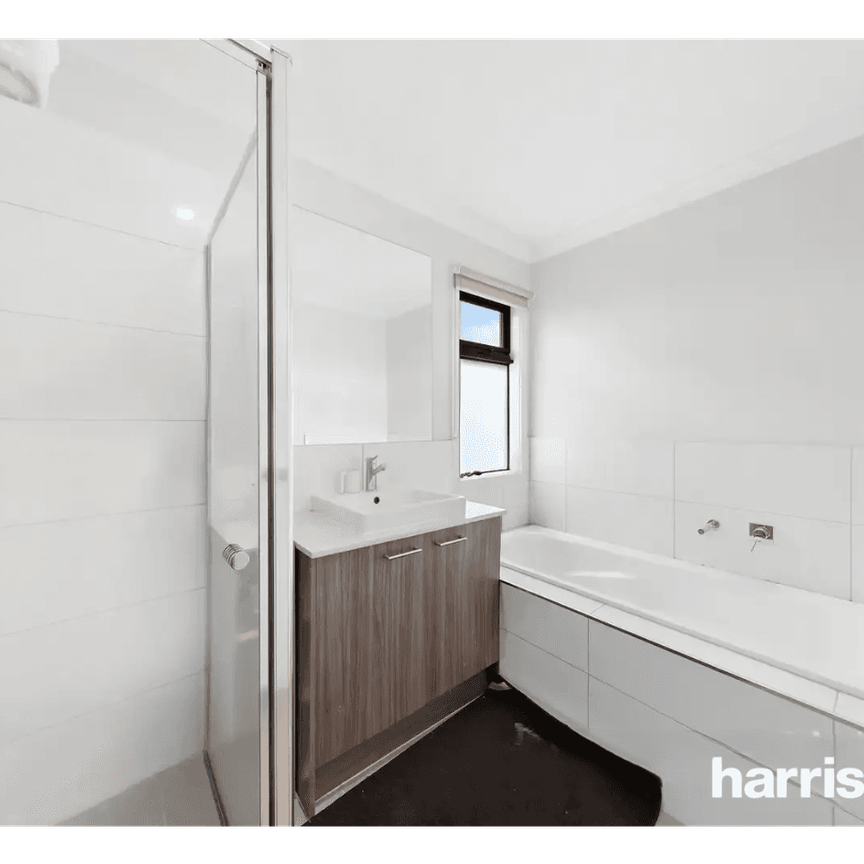 3/78 Welwyn Parade, Deer Park, Vic 3023 - Photo 1