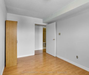 15 Jacksway Crescent #315 - Photo 6