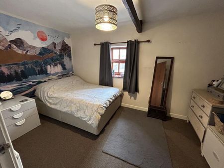 2 bedroom terraced house to rent - Photo 4