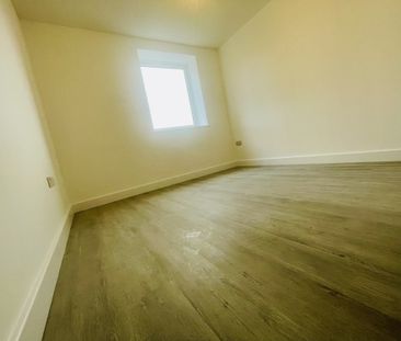 Bingley Road, Bradford - Photo 5