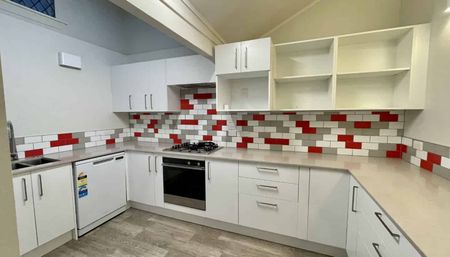 Family home, beautifully renovated - Photo 3