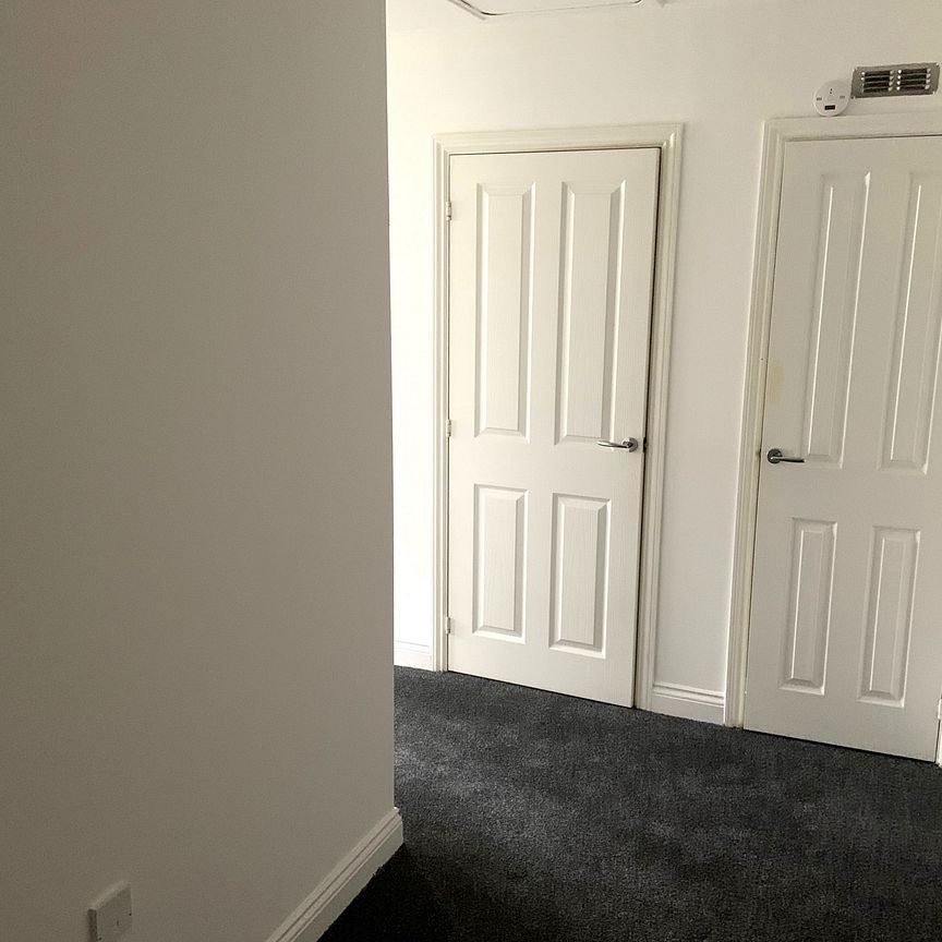 1 bedroom Flat for rent - Photo 1