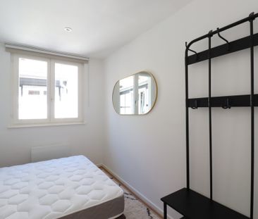 Un 2 pièces rénové avec goût – Centre-ville / rue du 22 Novembre - Photo 1