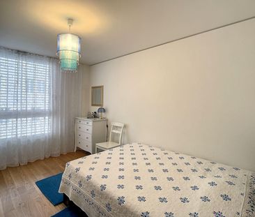À saisir ! Appartement de 2.5 pièces avec une magnifique terrasse ! - Photo 2