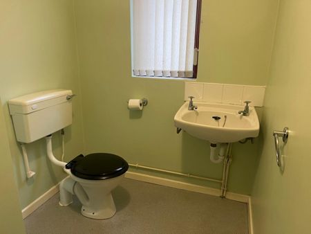 4 Castle Drive, Caledon, BT68 4UB, Tyrone - Photo 4