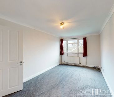 Holtye Walk, Crawley, RH10 - Photo 4