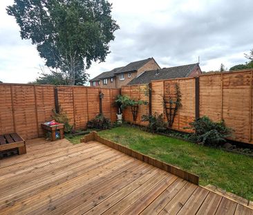 3 bedroom semi-detached house to rent - Photo 3
