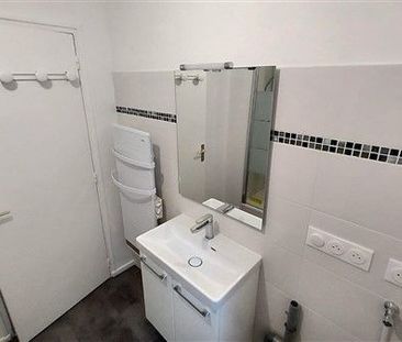 Grand T3 AVEC STATIONNEMENT - Photo 2